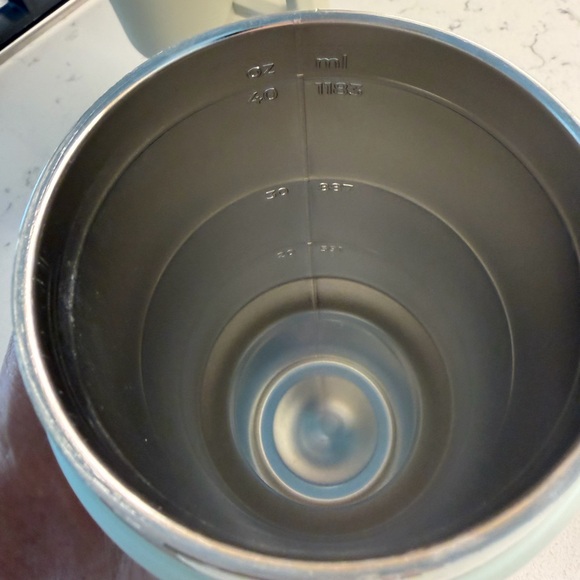 Reduce Mint Green Insulated Tumbler with Handle  40 oz - dishwasher safe- - Picture 6 of 6